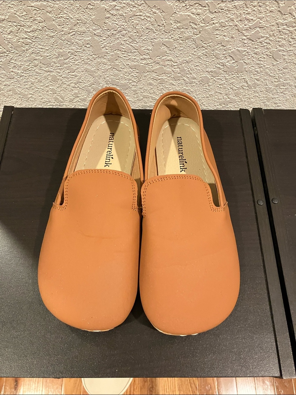 Women’s Grounding Naturelink Slip-On Loafers in Camel Tan